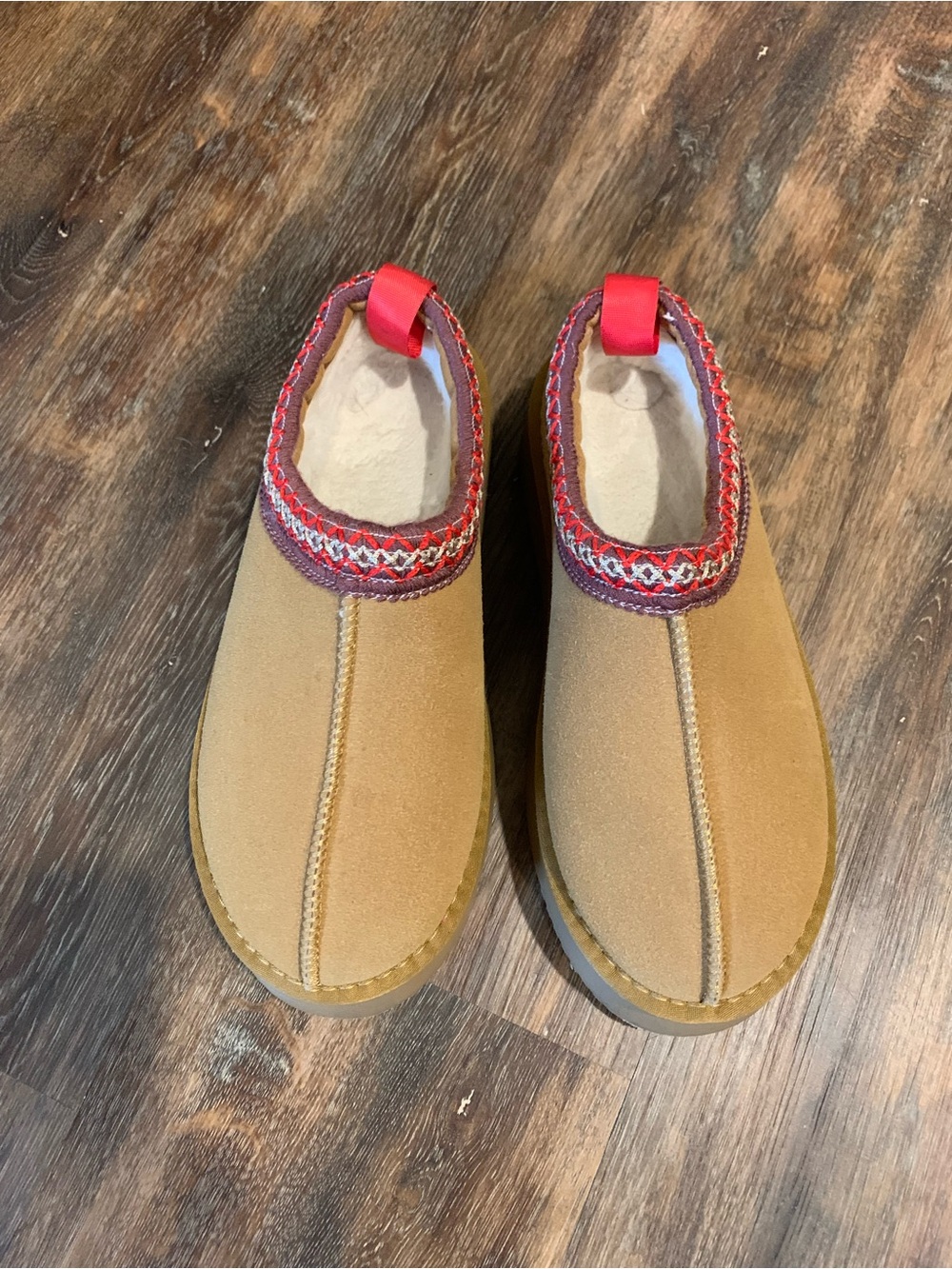 WOMENS Tan Slip-On Shoes with Red Trim